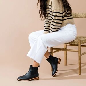 Nisolo Carmen Chelsea Boot 2.0 Ankle Boots NEW size 8 Black Booties